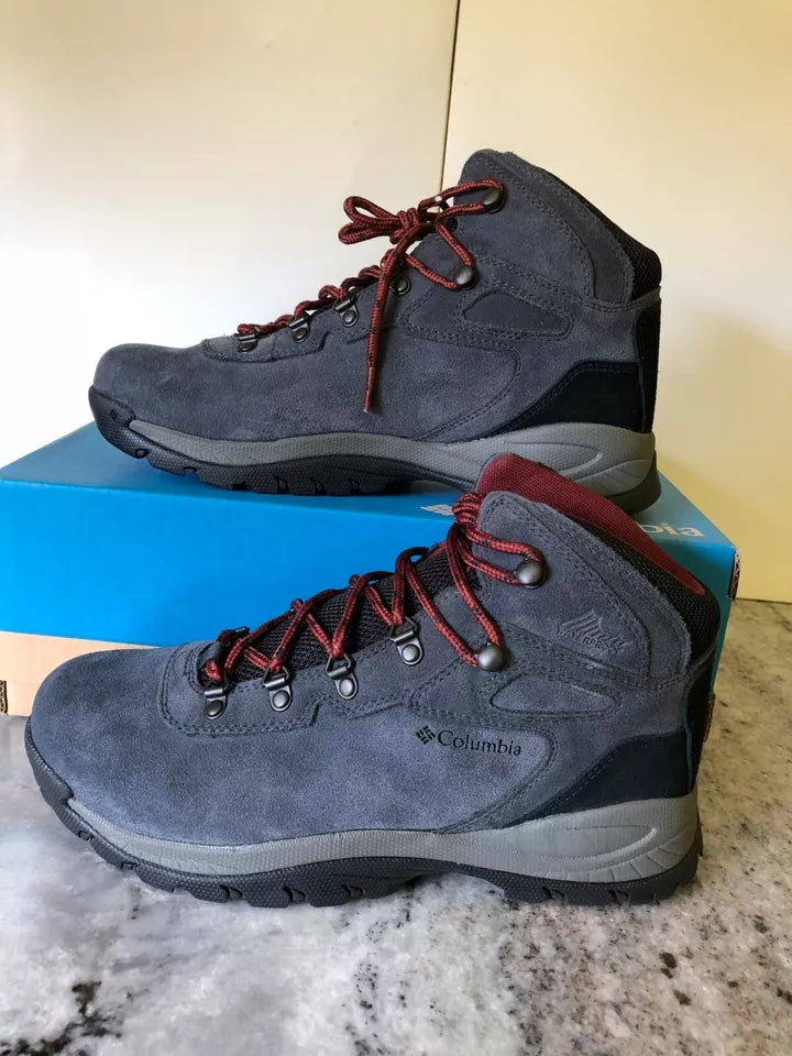 Овувки NIB Columbia Suede Waterproof Hiking Boots