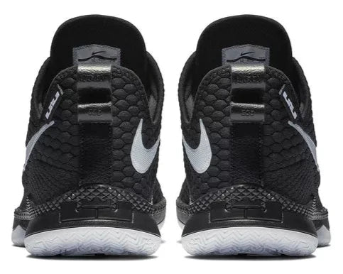 Маратонки Nike LeBron Witness 3 'Black/White' (AO4433-001)